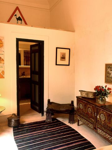 Cadi Boutique Hotel Einfaches Einzelzimmer Camel Flur