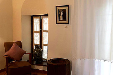 riad dar attajmil superiorzimmer sitzecke