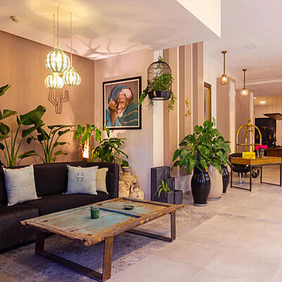 Hotel Dellarosa Lobby