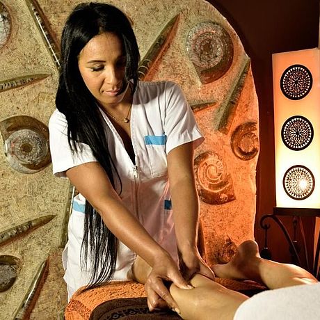 Massage im Spa-Bereich