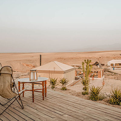 Wuestencamp Inara Camp Sitzbereich Terrasse