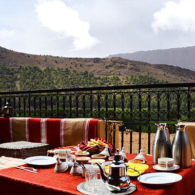 Hotel Dar Itrane gedeckter Tisch
