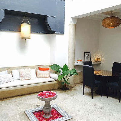 Riad Tawargit Sitzbereich