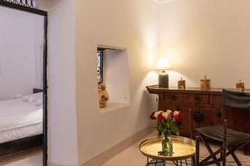 Cadi Boutique Hotel Einfaches Doppelzimmer Sitzecke